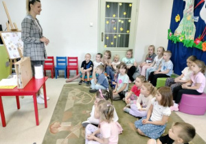 Biedronki w bibliotece