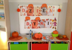 Dekoracja dyniowa w grupie Motylków.