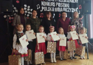 Laureaci konkursu piosenki "Polska moja ojczyzna"